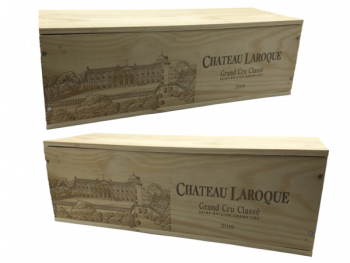 Holzkiste des Chateau Laroque 2019 in der Magnum