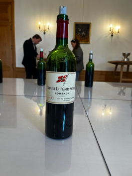 Verkostungsflasche des Chateau La Fleur Petrus 2024